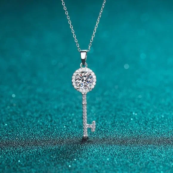 Certified 1ct. t.w. Diamond Moissanite Key Necklace NEW - Picture 3 of 7